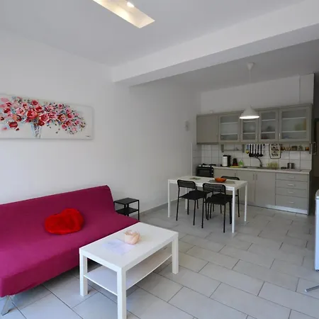 Glaros Apartment